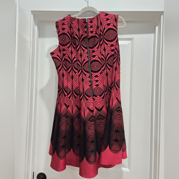 Gabby Skye Dress - Picture 3 of 3